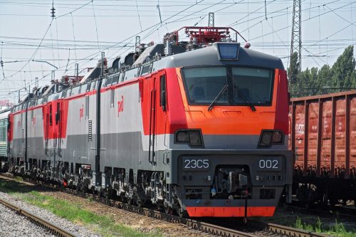 Электровоз-2ЭС5-Трансмашхолдинг-фото-с-сайта-trainpix.org_